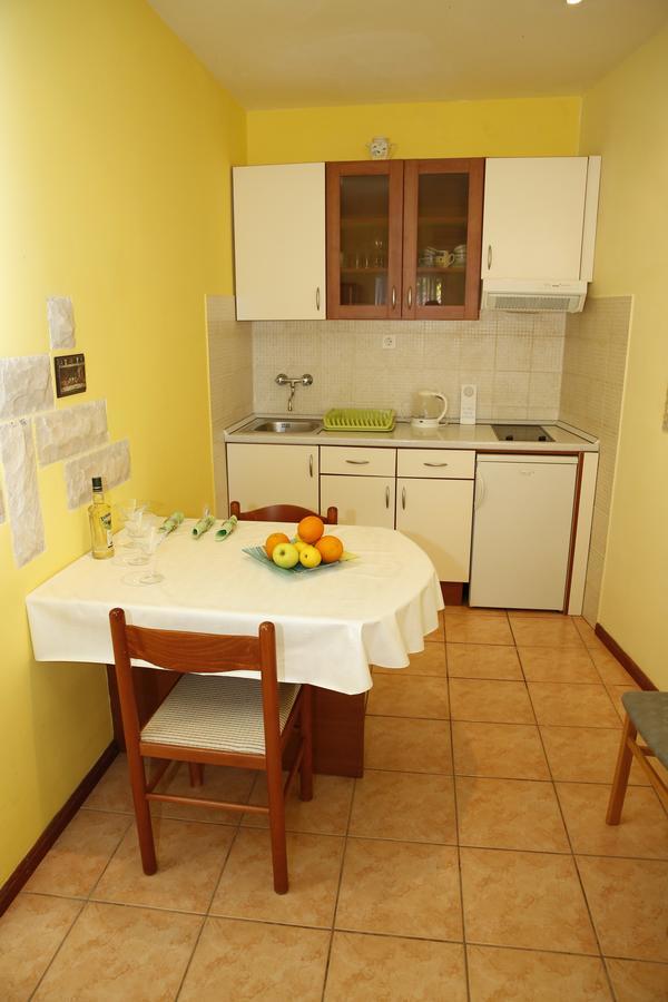Apartment Lambasa Vodice Exterior foto
