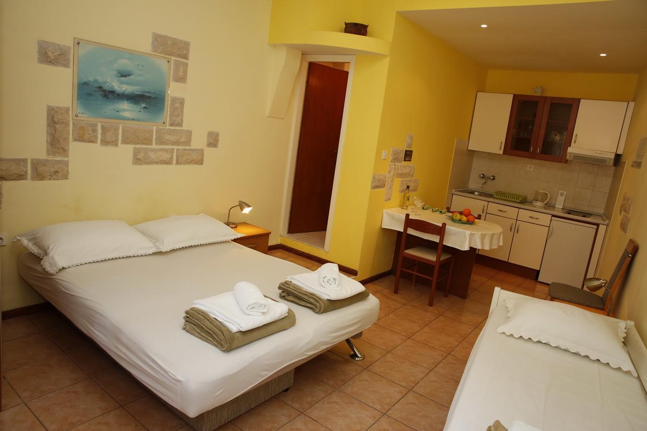 Apartment Lambasa Vodice Exterior foto