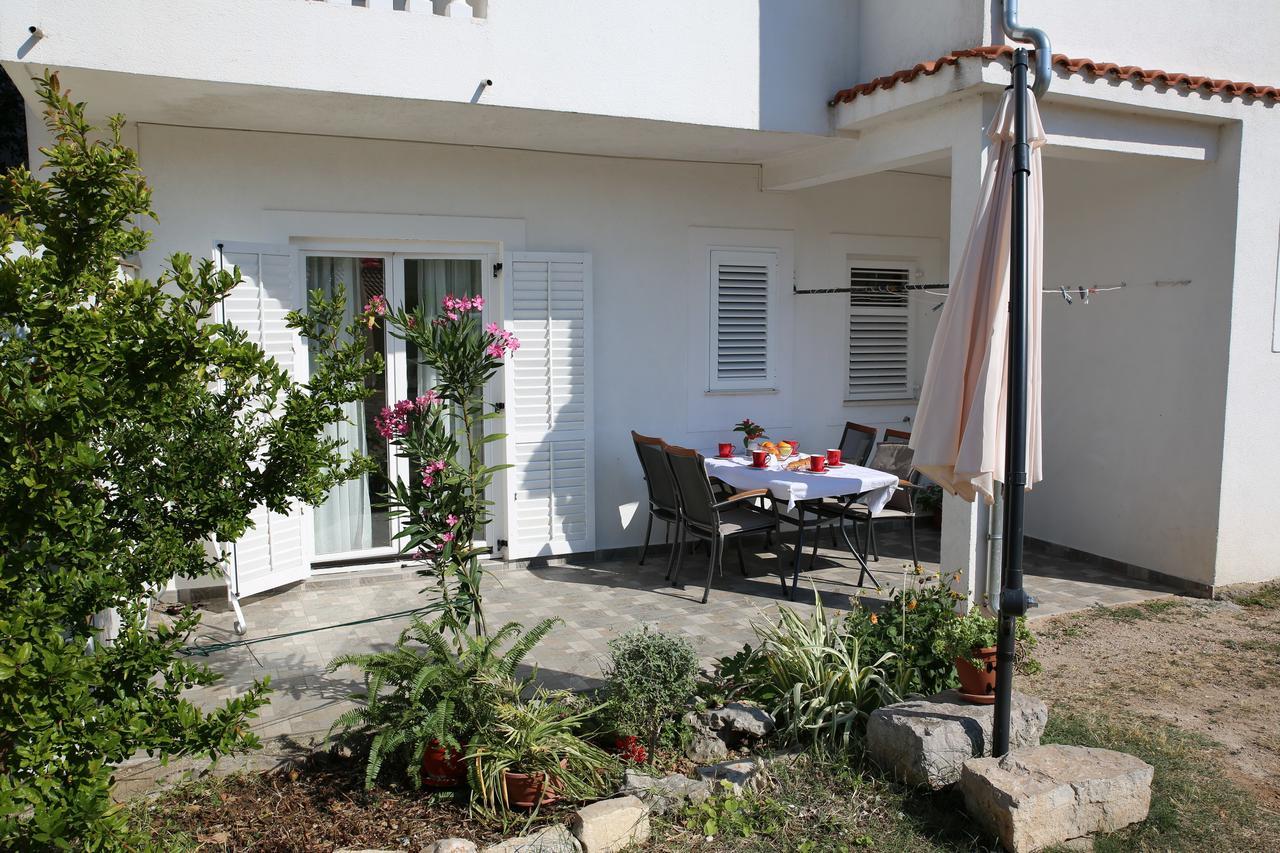 Apartment Lambasa Vodice Exterior foto
